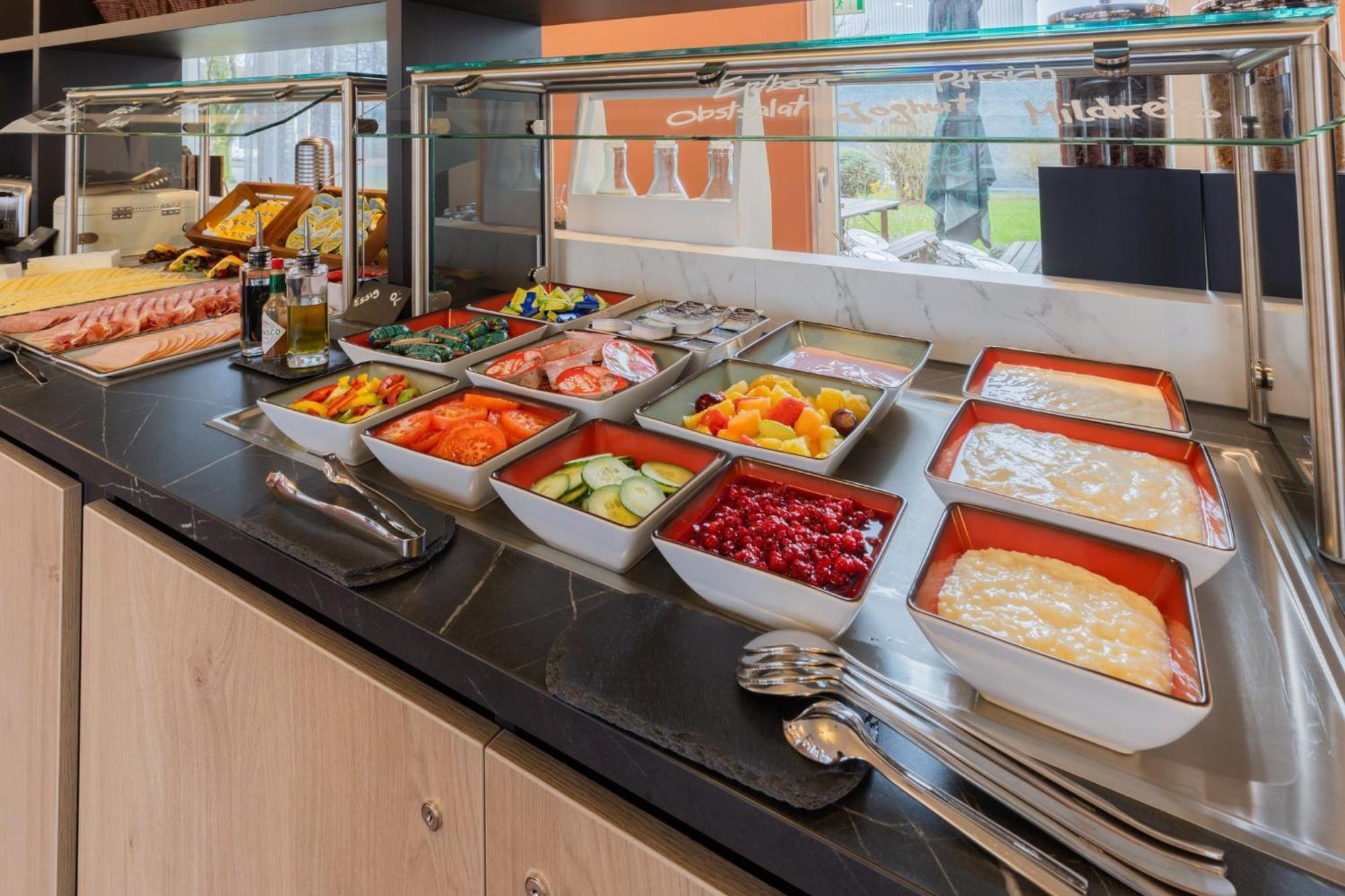 - The Niu, Blade By Ihg Hotel Solingen