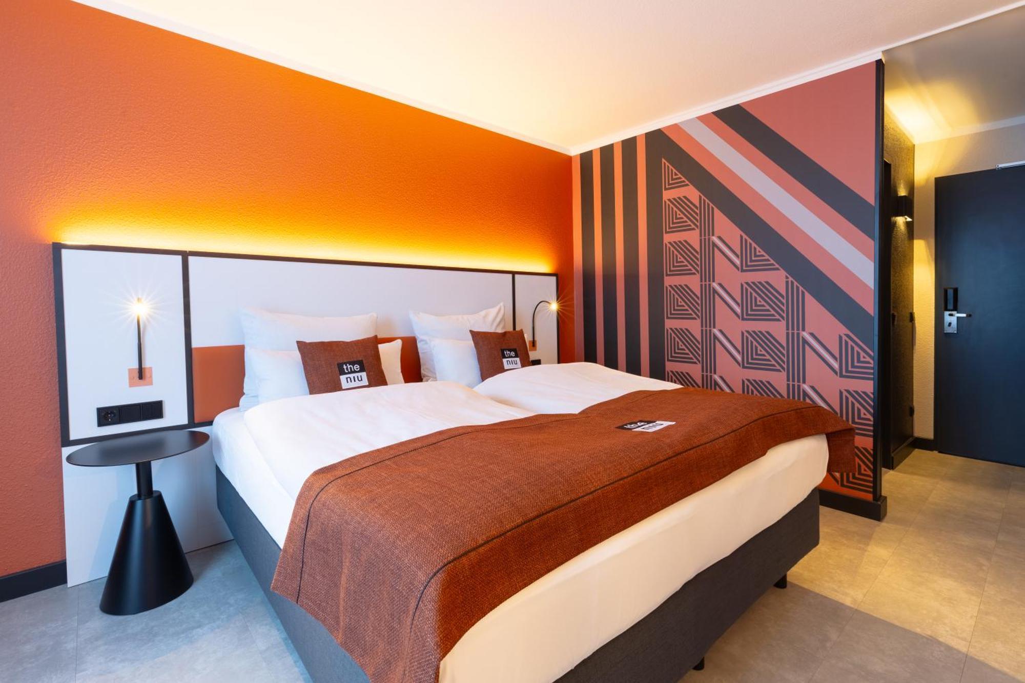 - The Niu, Blade By Ihg Hotel