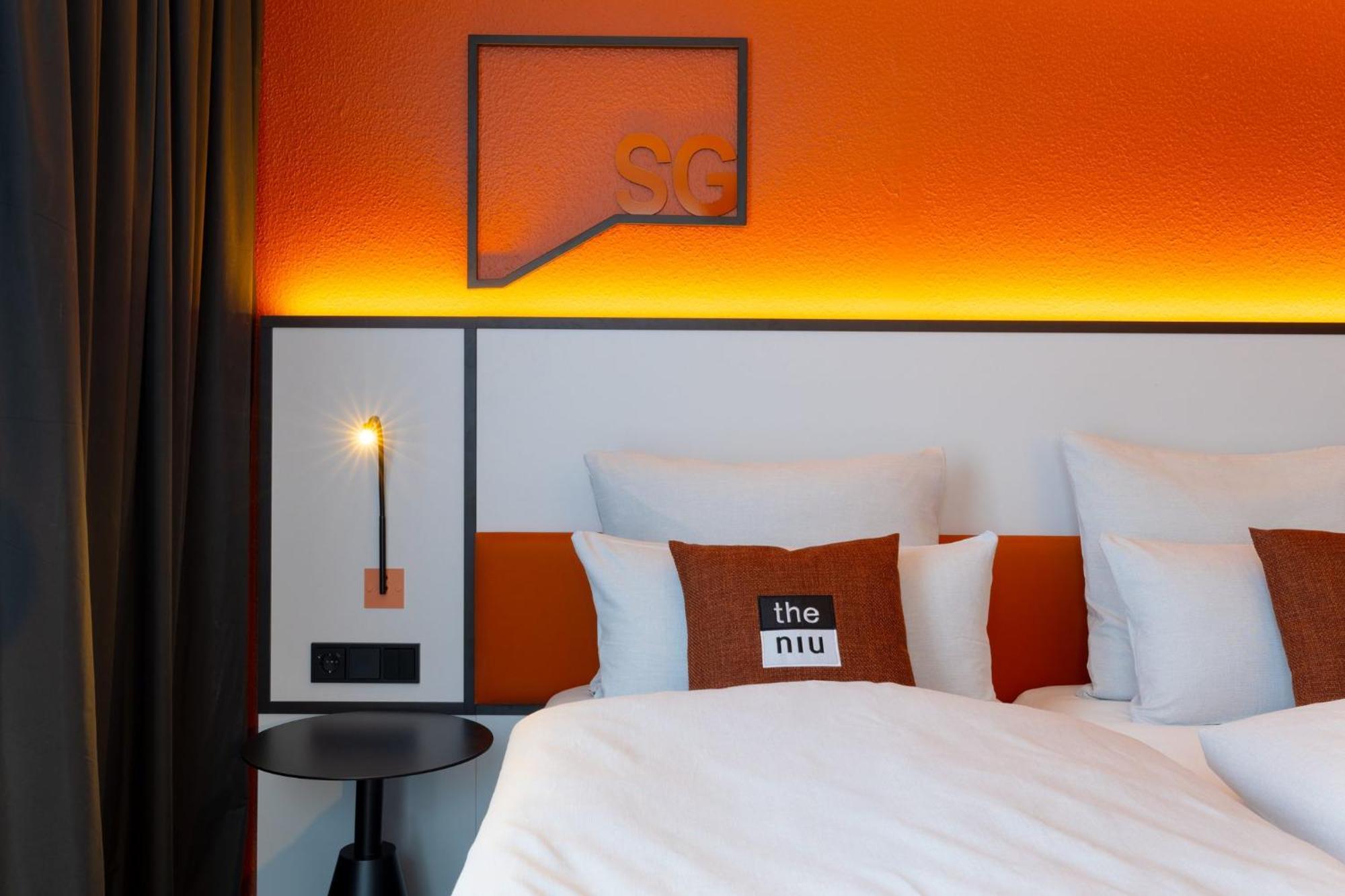- The Niu, Blade By Ihg Hotel 4*