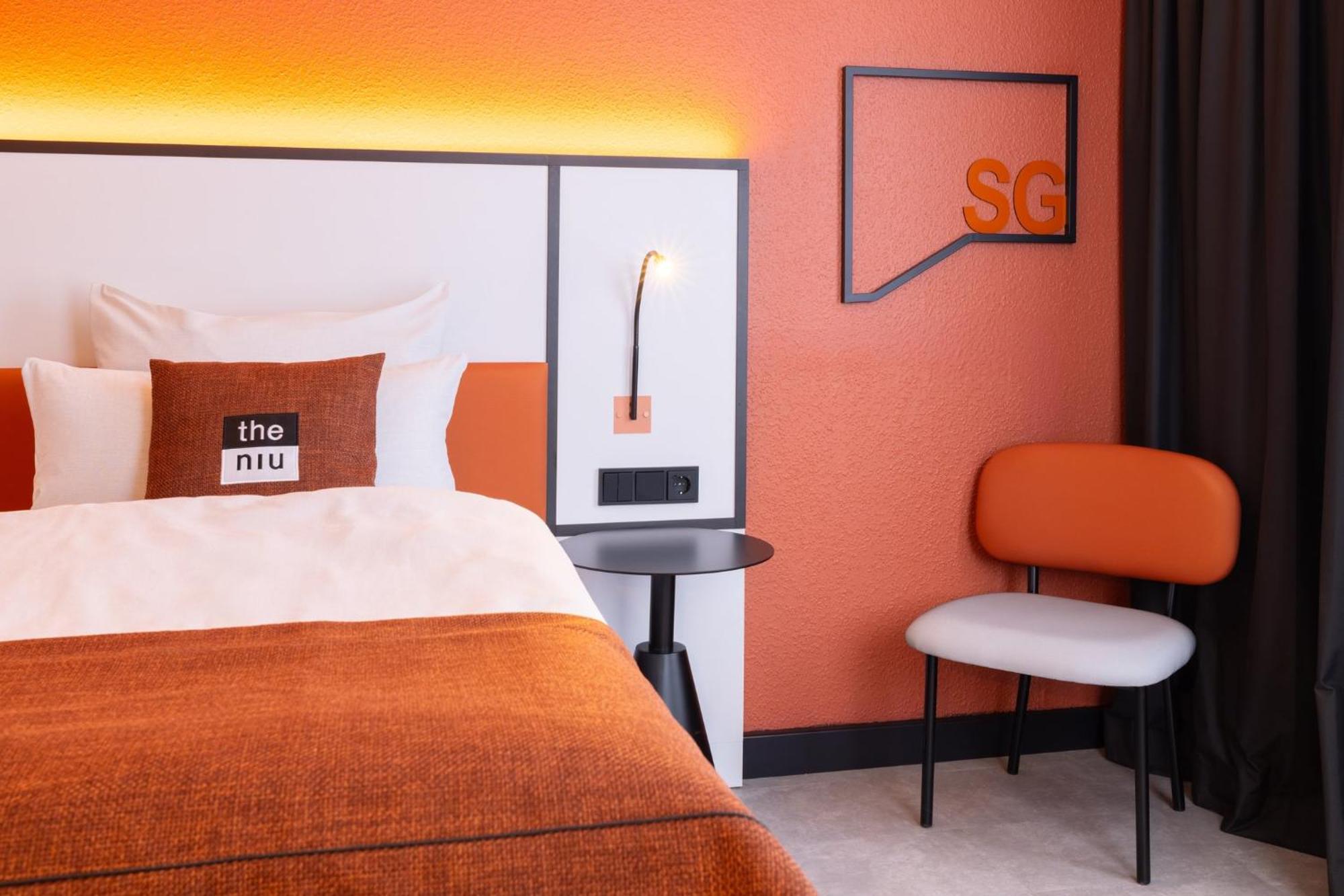 Hotel - The Niu, Blade By Ihg 4*