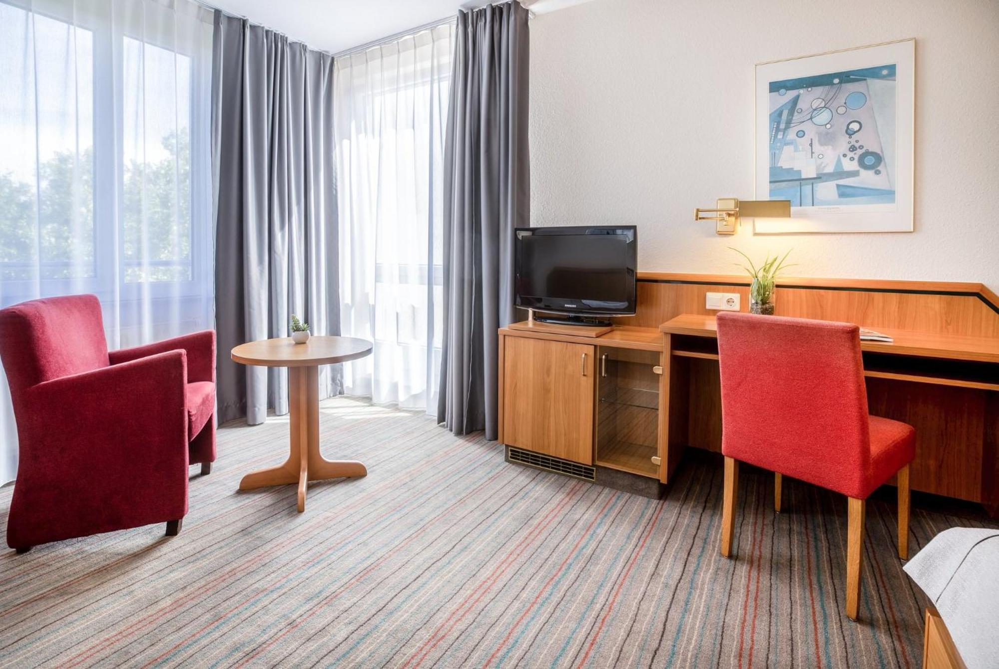 - The Niu, Blade By Ihg 4* Solingen