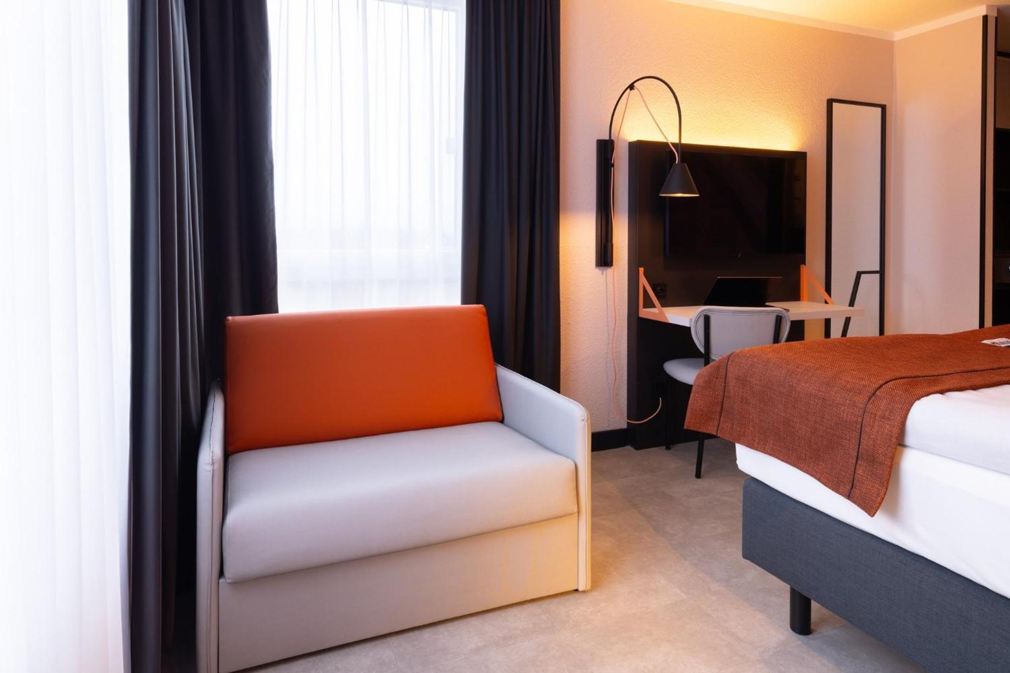 - The Niu, Blade By Ihg Hotel Solingen